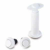 Click for a bigger picture.Wine Saver. Pump & 2 Stoppers   (12381-05)